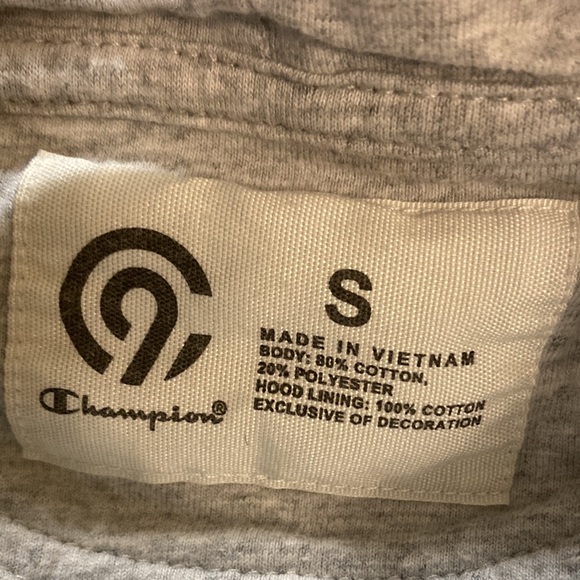 Champion light grey hoodie - Picture 3 of 4